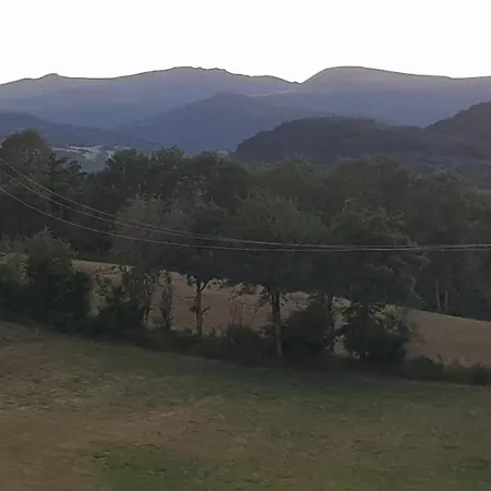 Tatil Evi Lodge-sagne Ferme Renovee Au Coeur Du Cantal A Proximite De La Station De Du Lioran *