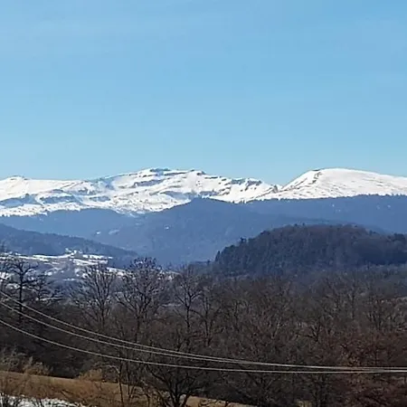 Lodge-sagne Ferme Renovee Au Coeur Du Cantal A Proximite De La Station De Du Lioran Tatil Evi