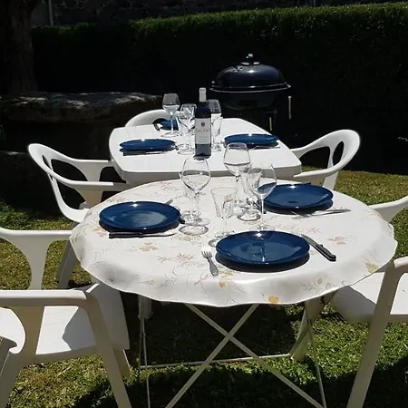 Lodge-sagne Ferme Renovee Au Coeur Du Cantal A Proximite De La Station De Du Lioran