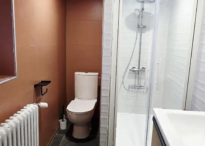 Lodge-sagne Ferme Rénovée Au Cœur Du Cantal à Proximité De La Station De Du Lioran Neussargues en Pinatelle